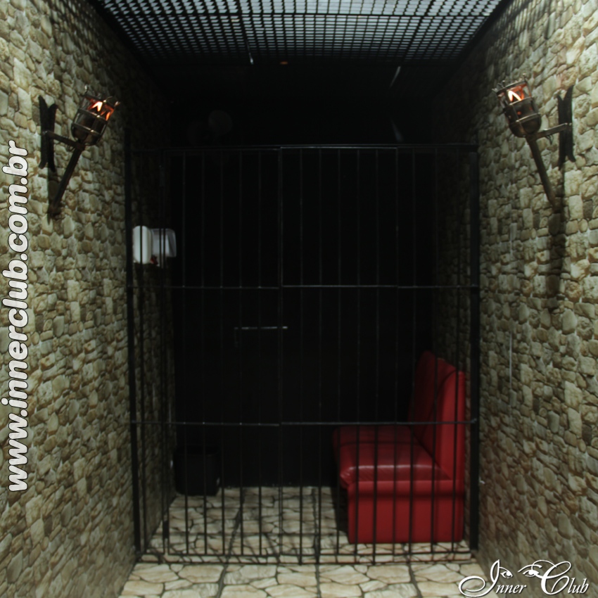 Inner Club casa de swing em Santo Amaro - SP cela bdsm para realizar fetiches e levar acompanhantes de luxo