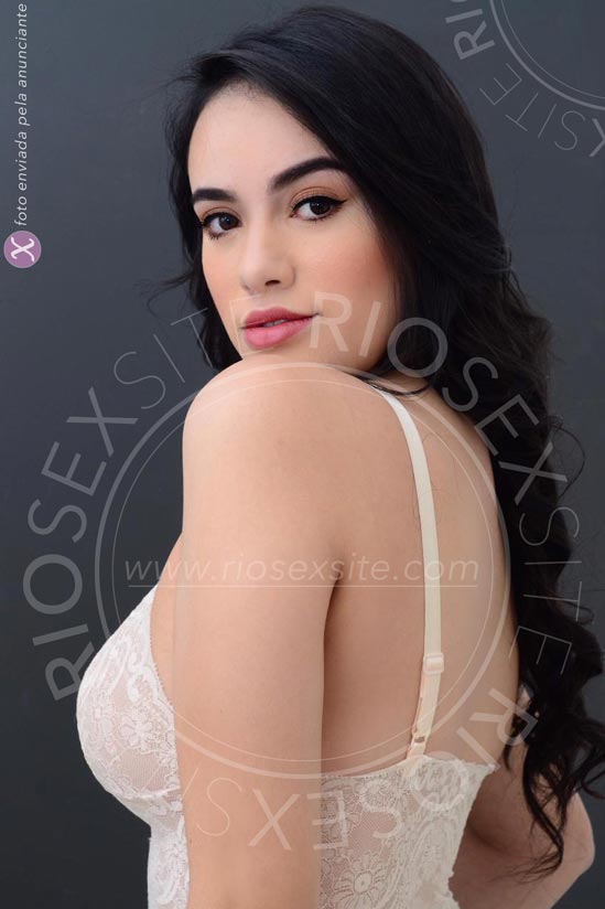 4ª foto da Bruna Dior