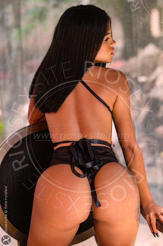 11ª foto da Cristal Miller
