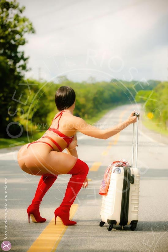 8ª foto da Mel More