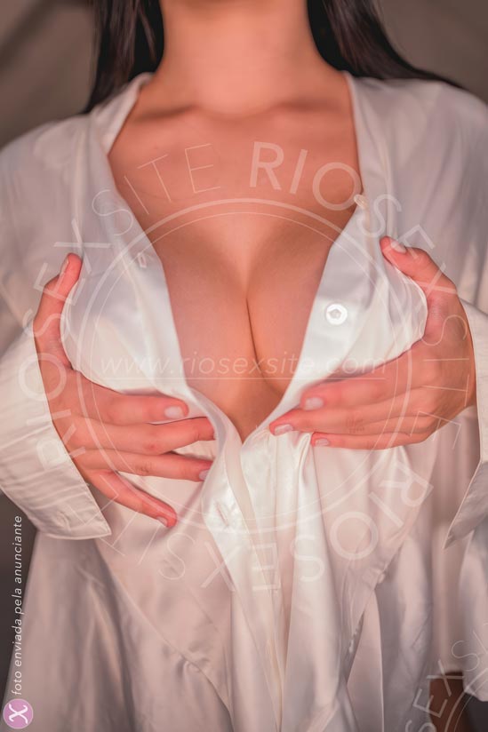 6ª foto da Larissa Liqueur