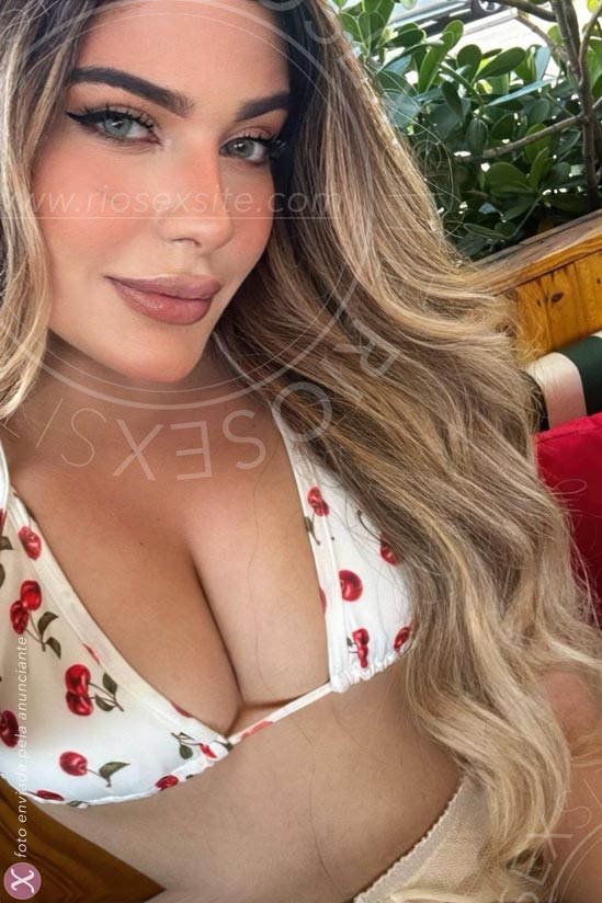 1ª foto da Jade Alcântara