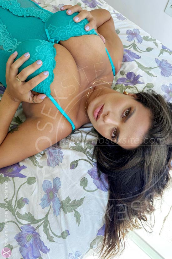 17ª foto da Ágatha Luz