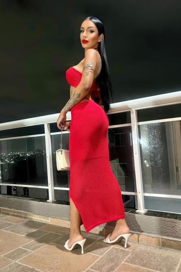 Acompanhante morena tatuada RJ