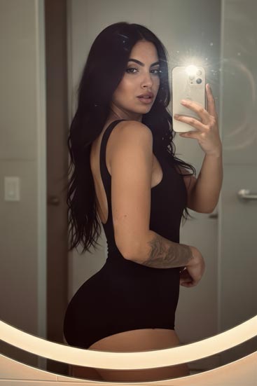 Acompanhante ninfeta botafogo