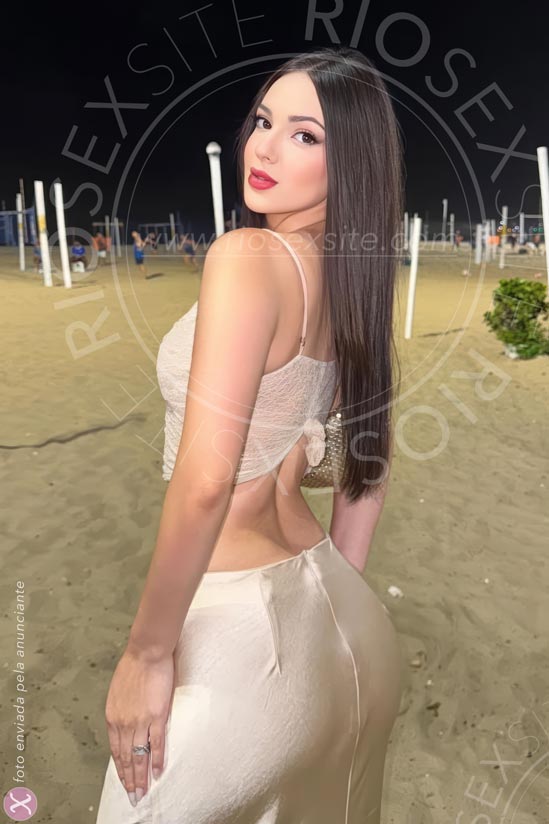 2ª foto da Clara Hills