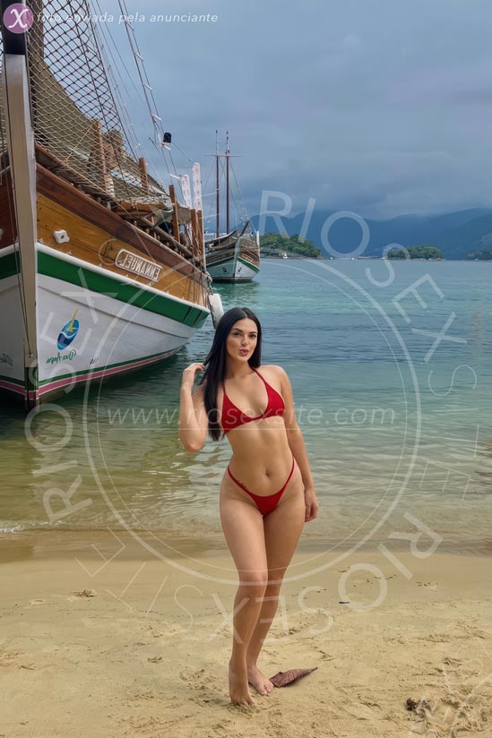 35ª foto da Clara Hills