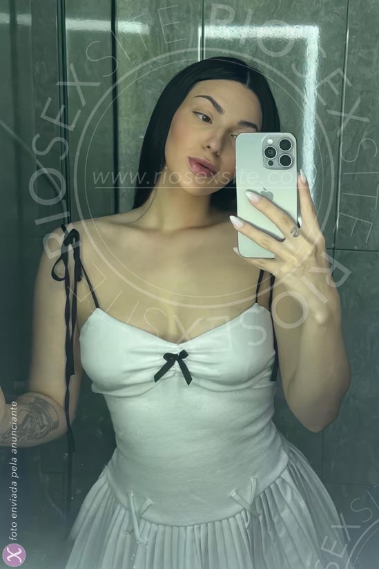 1ª foto da Clara Hills