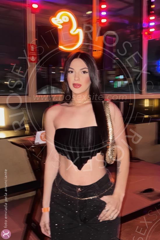 20ª foto da Clara Hills