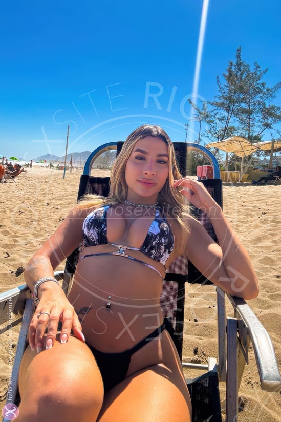 8ª foto da Larissa Reis