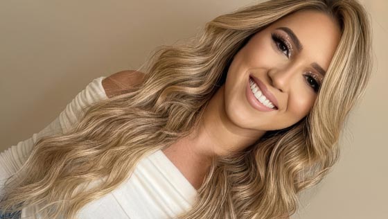 
Sexy blonde escort in Rio de Janeiro.