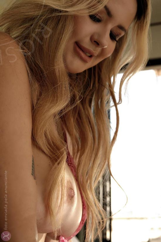19ª foto da Clara Becker