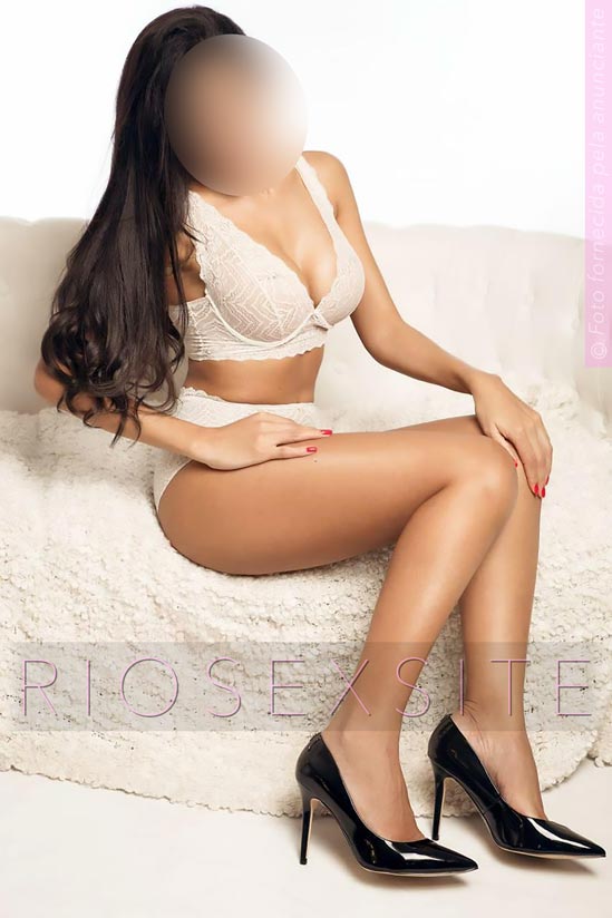 2ª foto da Leona